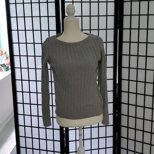 Uniqlo Gray Sweater
